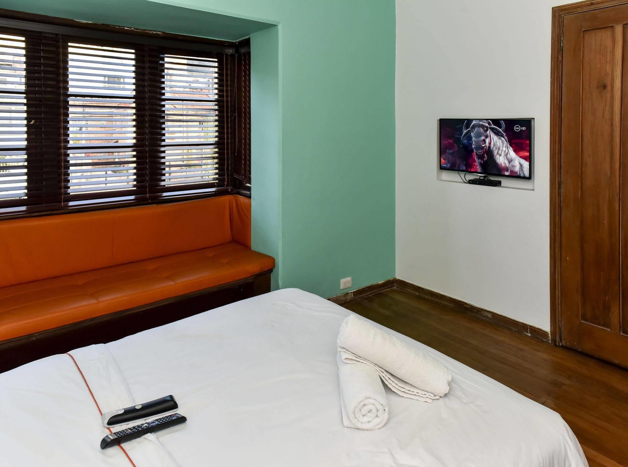 Mi Llave Hostels ボゴタ エクステリア 写真