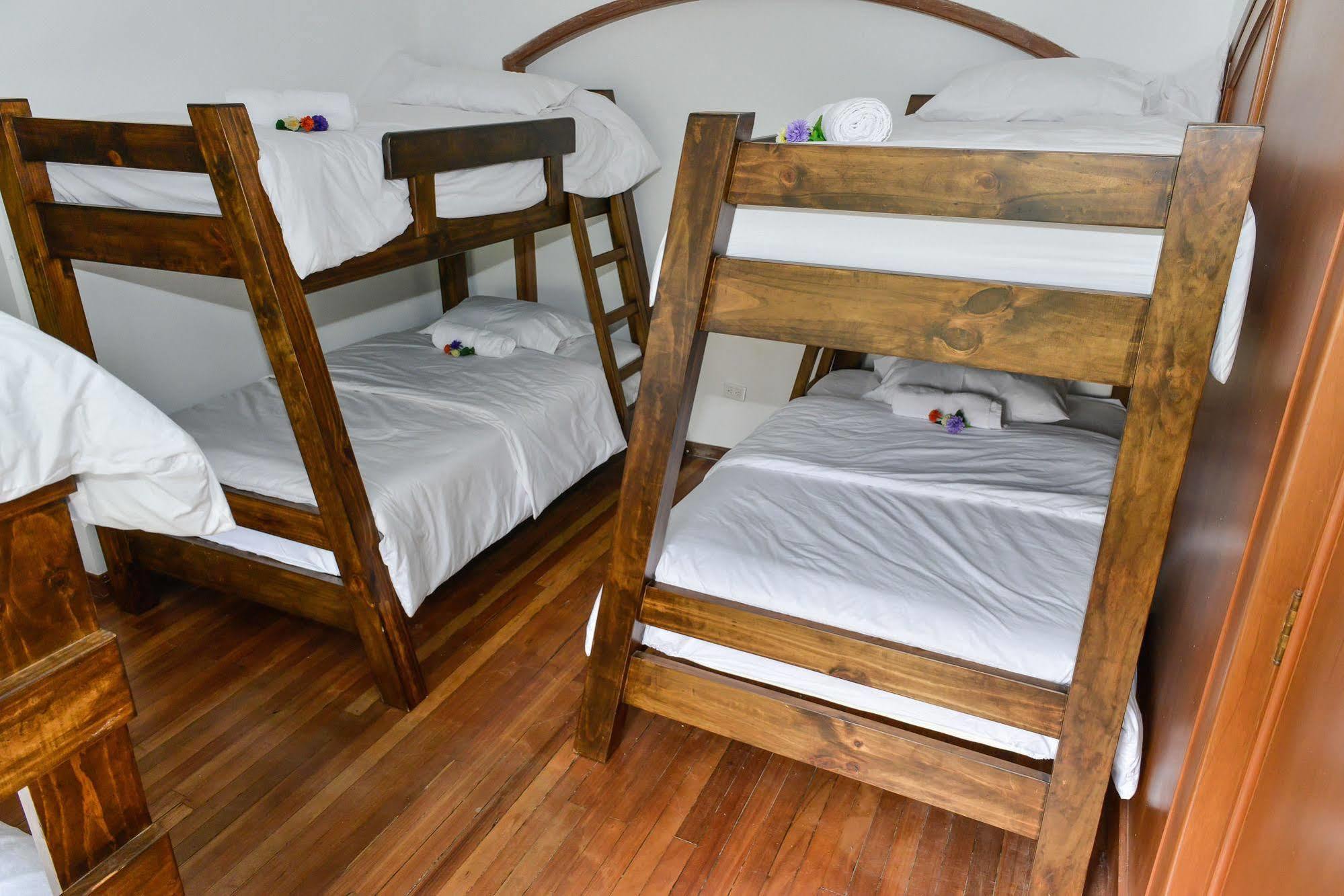 Mi Llave Hostels ボゴタ エクステリア 写真